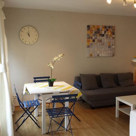 Central Yellow Apartment ブリュッセル エクステリア 写真